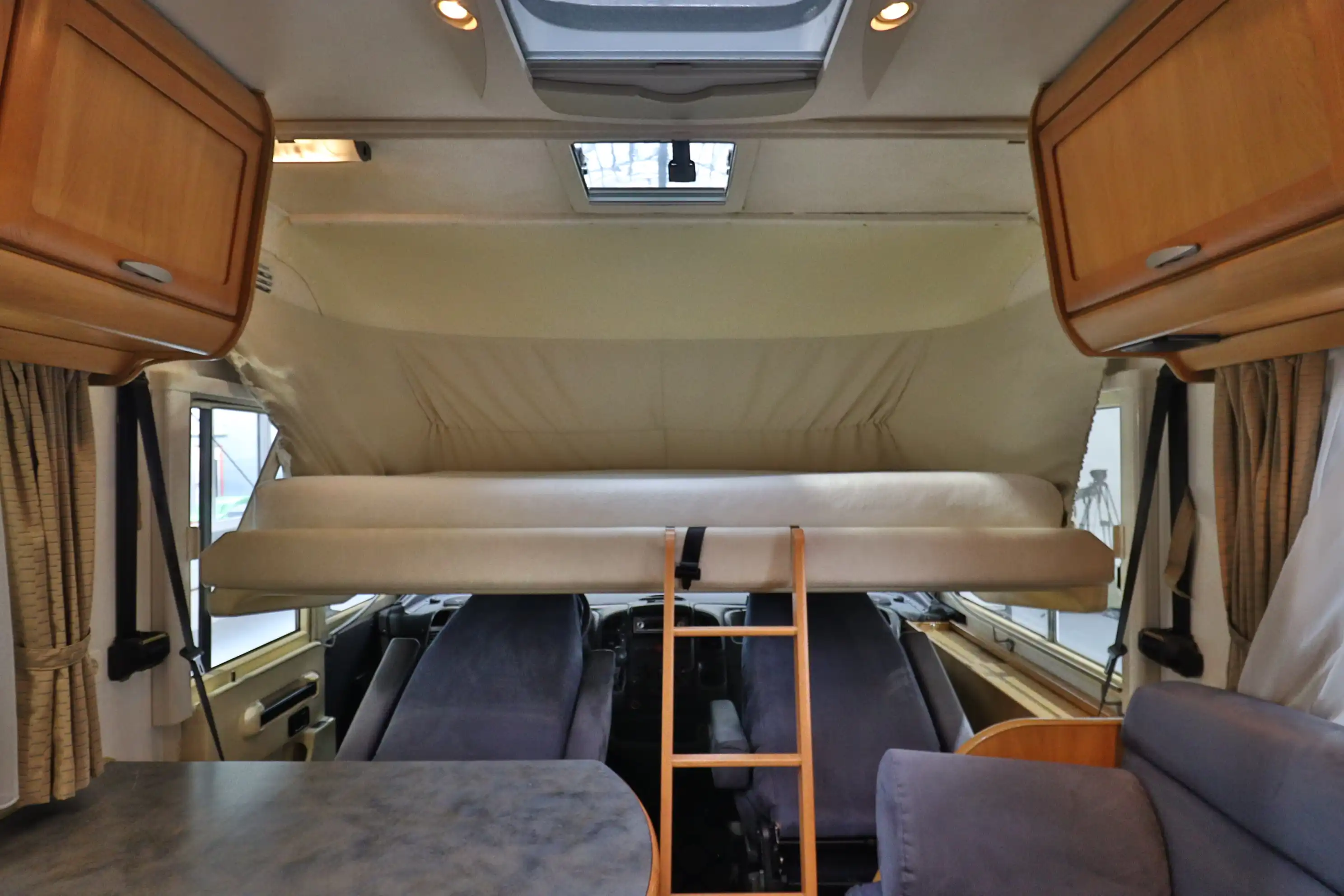 HYMER-ERIBA B 584